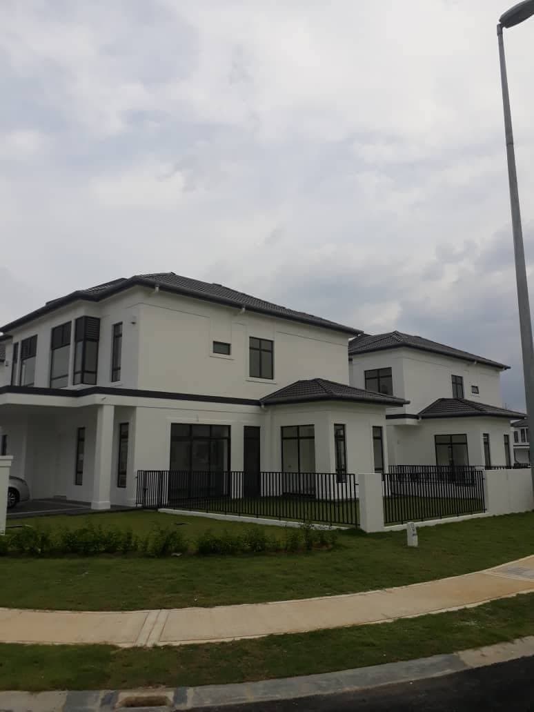 CORNER LOT 2 Storey Avenham Garden Puncak Alam - photo 2