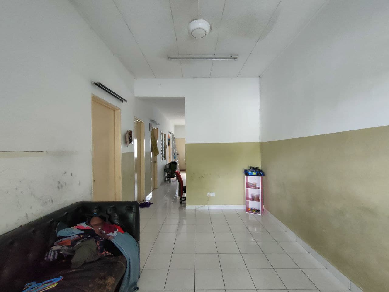 FACING OPEN Single Storey Taman Pelangi Semenyih - photo 6