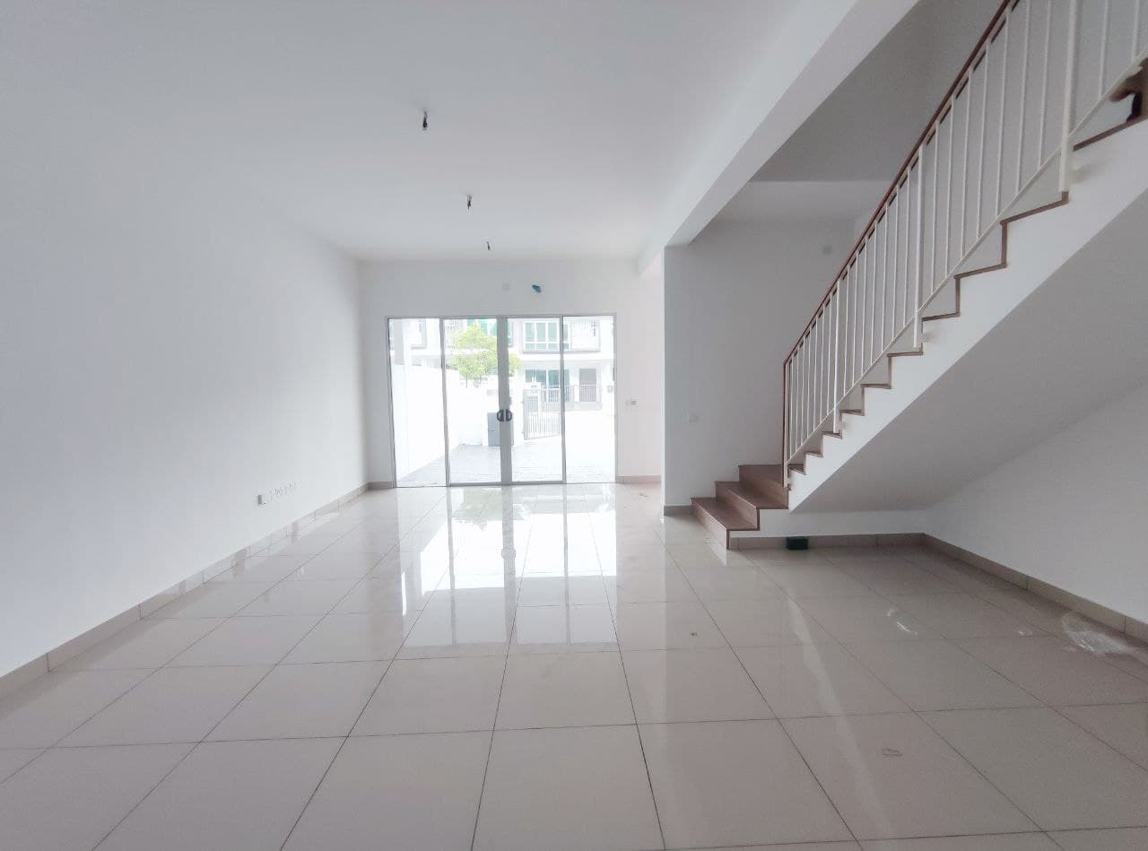 RUMAH BARU 2 Storey Sarenia Adiva Sepang - photo 4