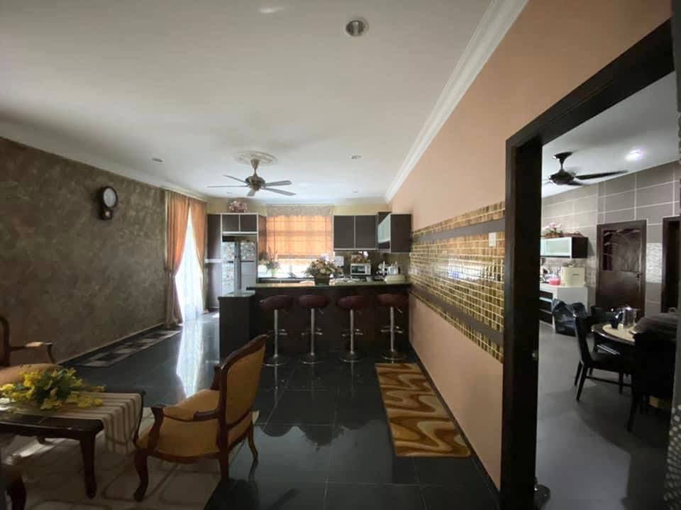 EXCLUSIVE 4 Storey Bungalow Country Heights Kajang - photo 3