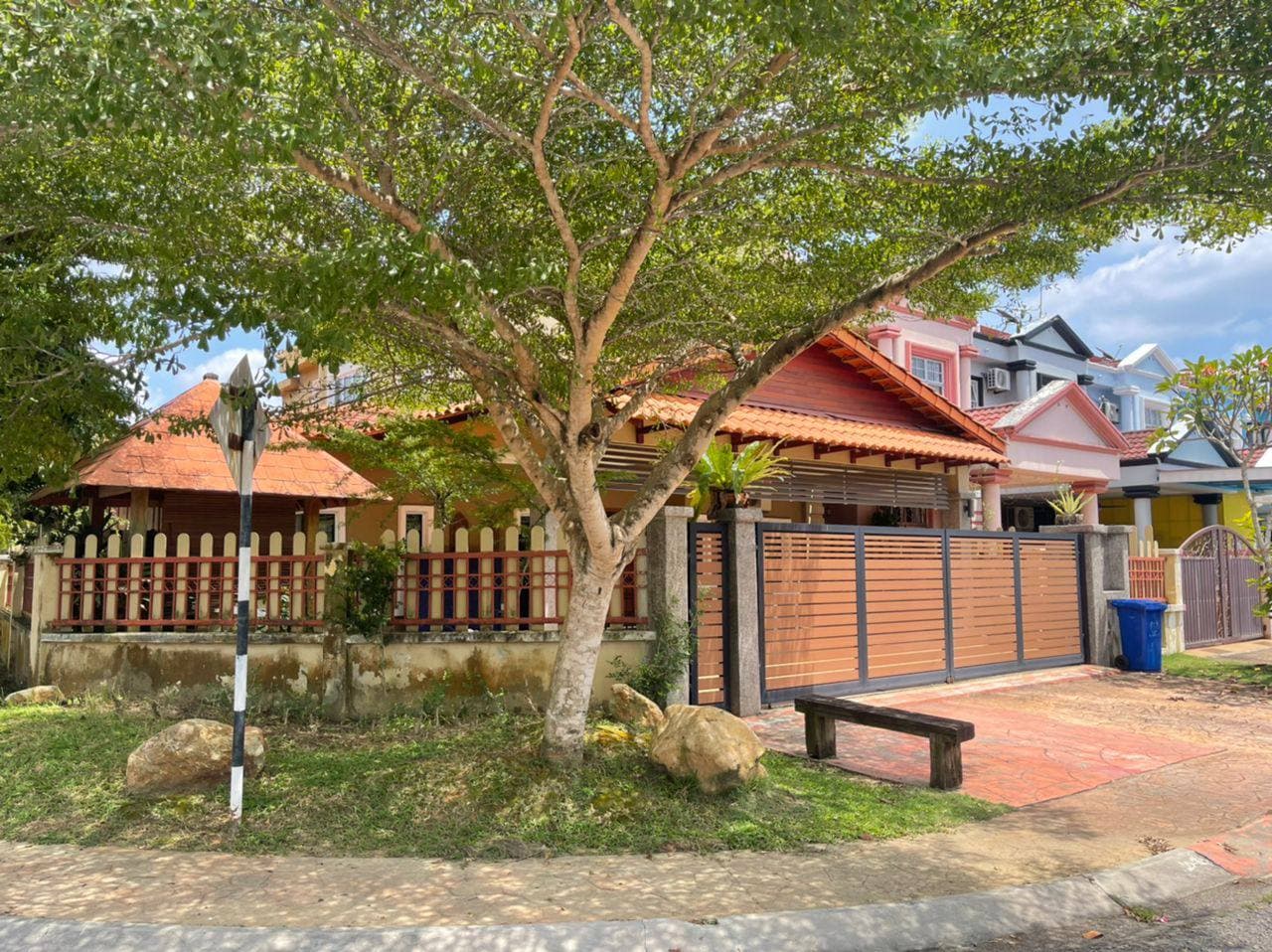CORNER LOT 2 Storey Seksyen U11 Shah Alam - photo 2