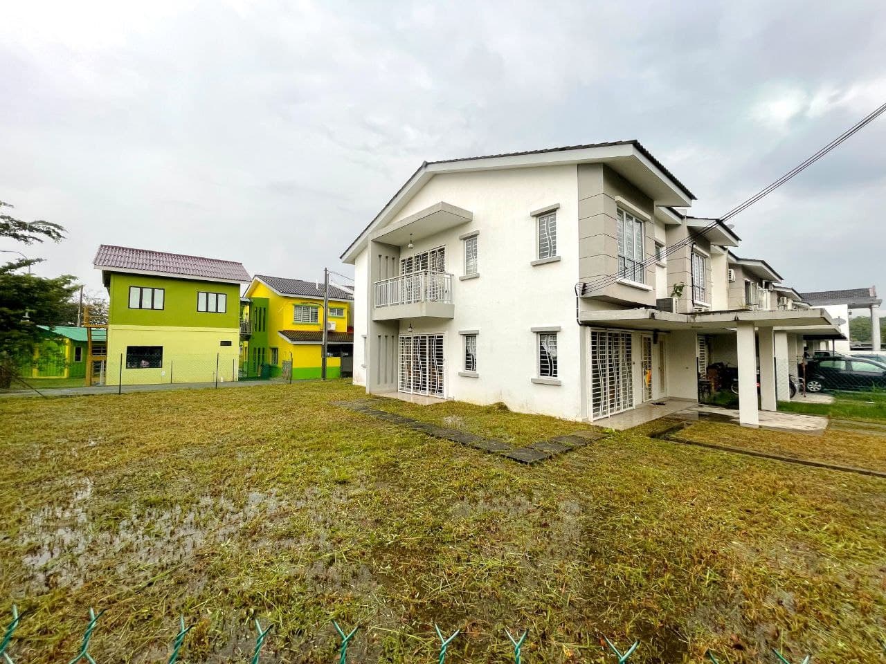CORNER LOT 2 Storey Bandar Baru Enstek Nilai - photo 2