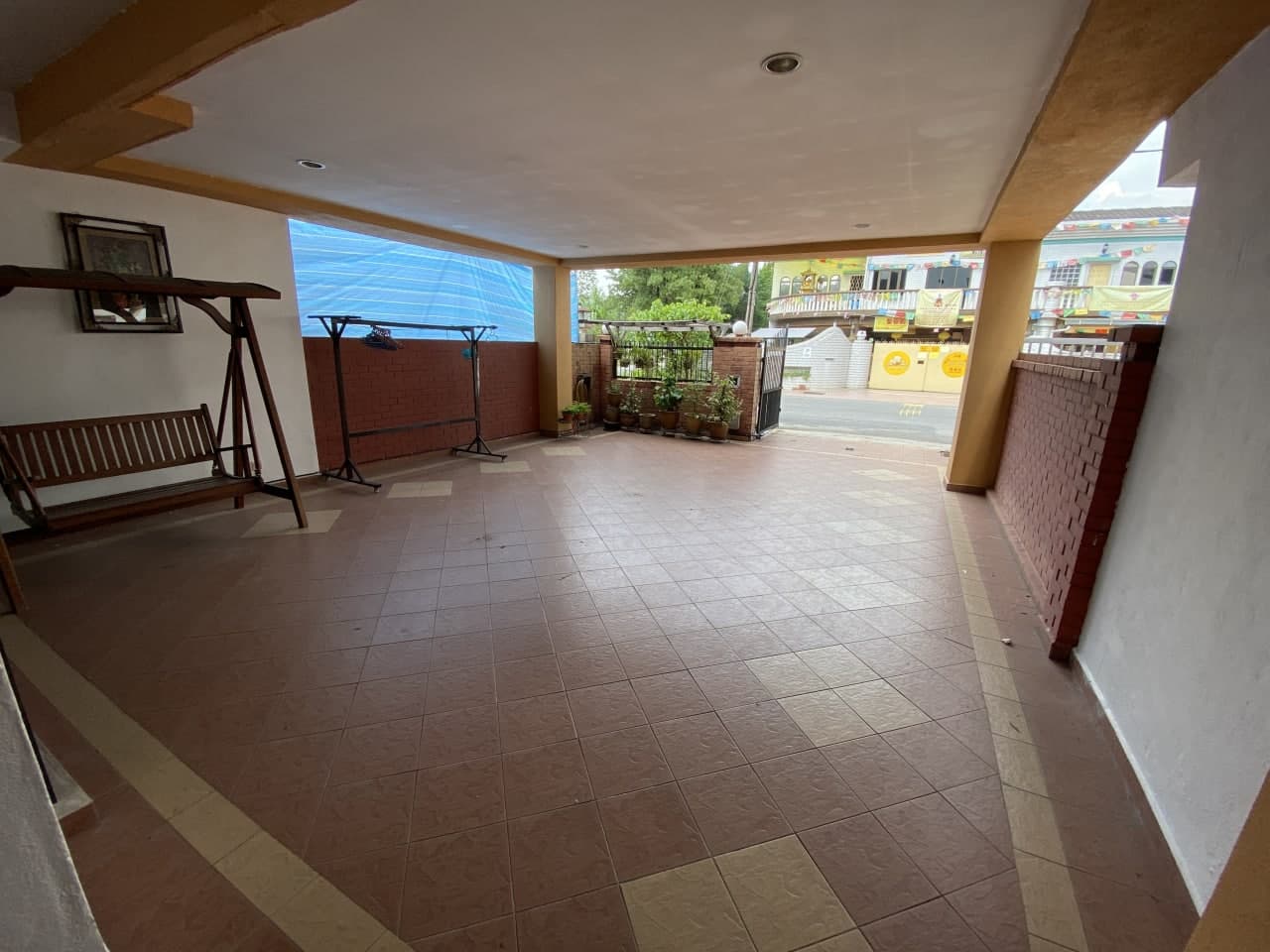 RENOVATED 2 Storey Taman Selayang Jaya Selangor - photo 4