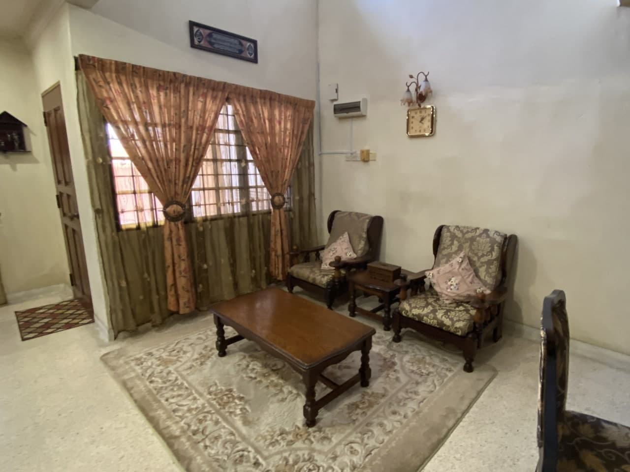 RENOVATED 2 Storey Taman Selayang Jaya Selangor - photo 5