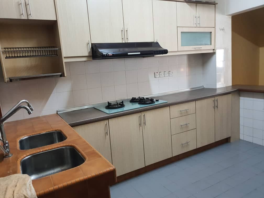 FURNISHED 2 Storey USJ 6 Subang Jaya Selangor - photo 4