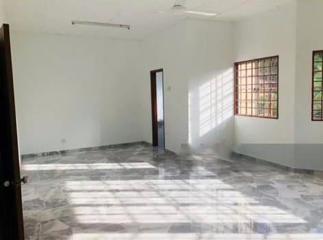 GOOD CONDITION 2 Storey Semi D Desa Mewah Semenyih - photo 6