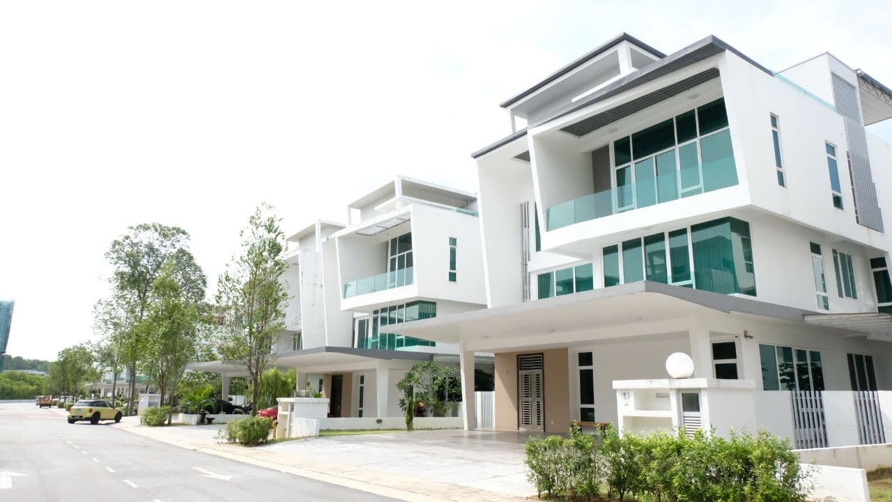 FURNISHED 3 Half Storey Luxurious Garden Cyberjaya - photo 2