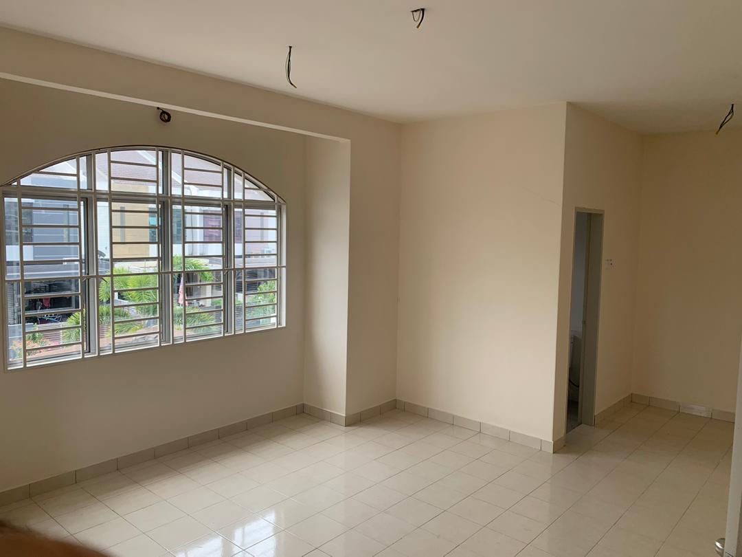 CORNER LOT 2 Storey Taman Putra Impian Puchong - photo 10