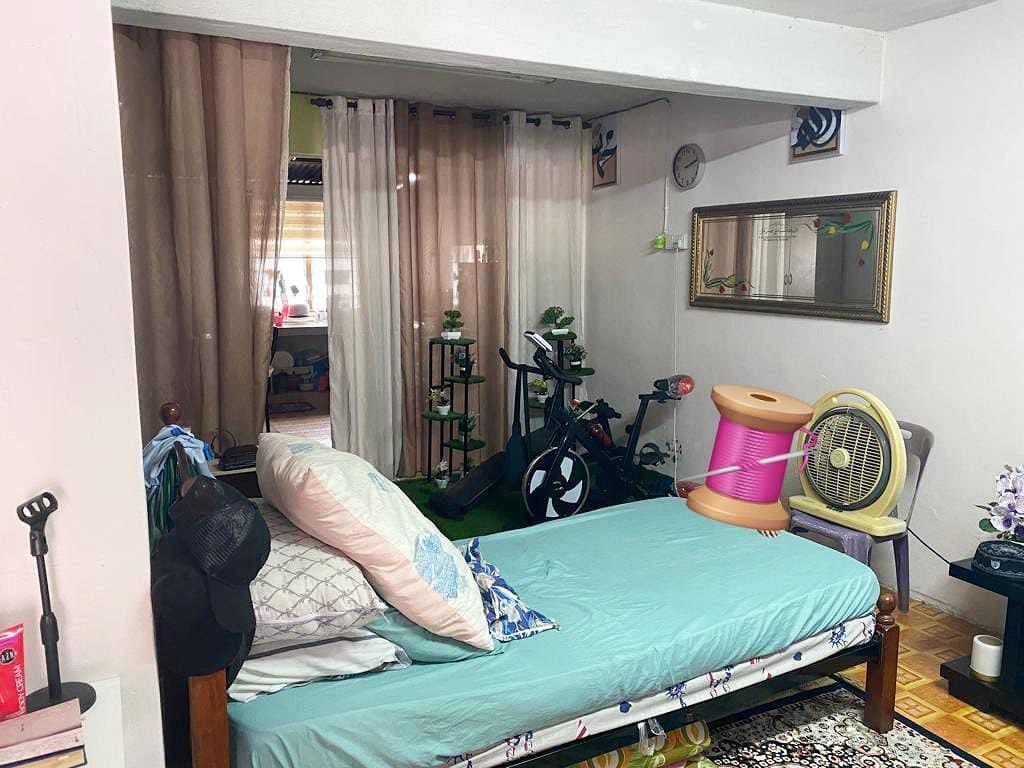 LOW COST 1 Half Storey Taman Sri Puchong Selangor - photo 2