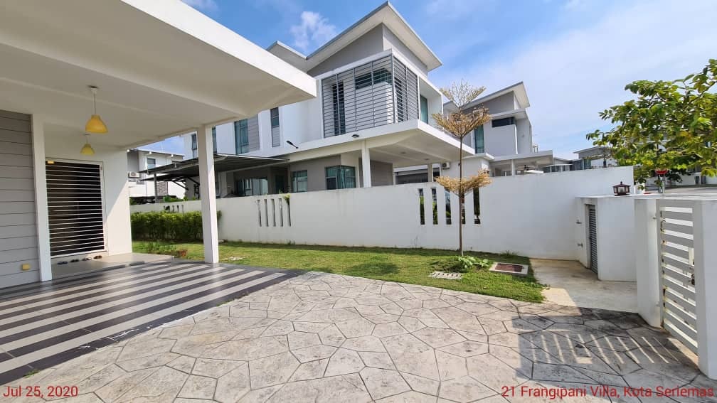 FACING OPEN Bungalow Frangipani Villas Nilai - photo 3