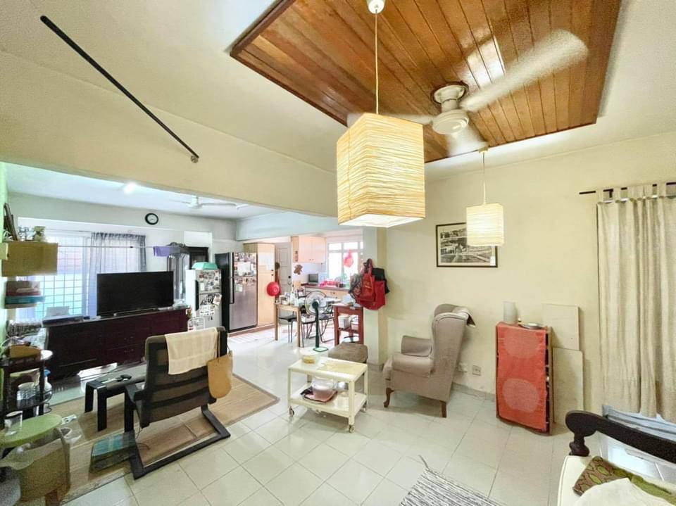 FACING OPEN 2 Storey Pinggir Zaaba Taman TTDI - photo 3