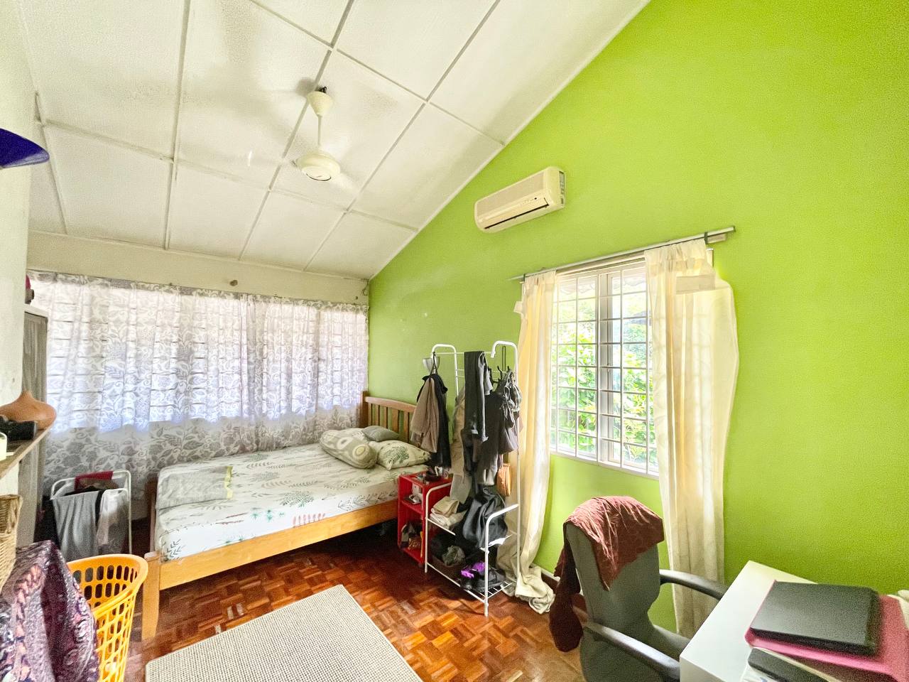 FACING OPEN 2 Storey Pinggir Zaaba Taman TTDI - photo 8