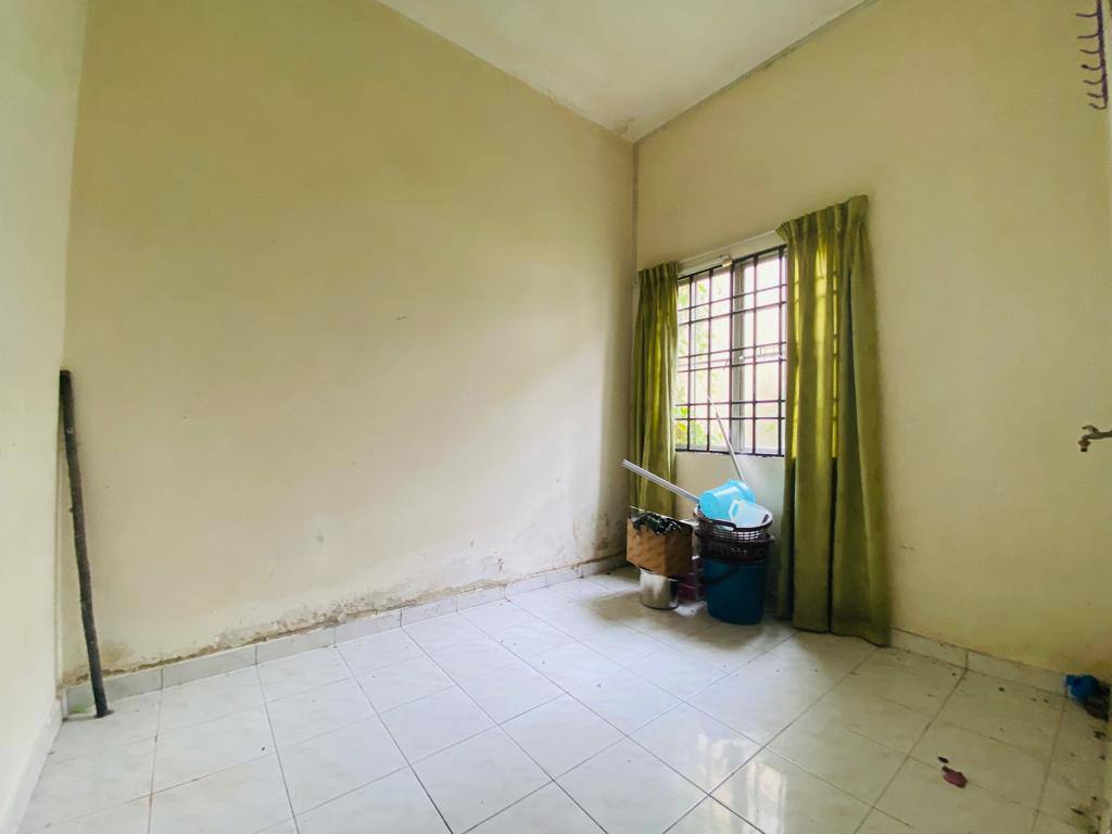 RUMAH CANTIK 2 Storey Taman Seri Mewah Kajang - photo 11