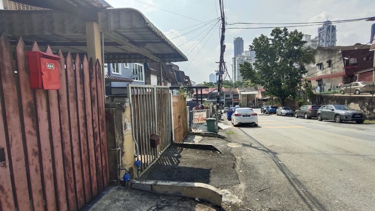 FLEXIBLE DEPOSIT 2 Storey Townhouse Taman Desa KL - photo 3