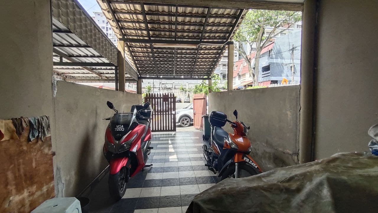 FLEXIBLE DEPOSIT 2 Storey Townhouse Taman Desa KL - photo 5