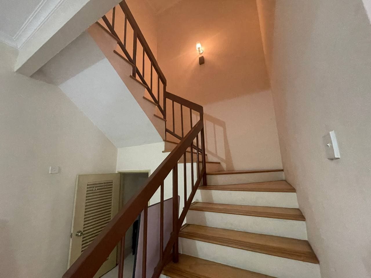 FREEHOLD 2 Storey Taman Pinggiran USJ 2 Subang Jay - photo 10