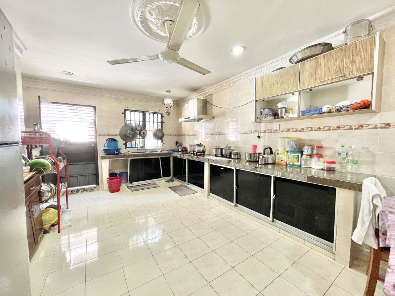 FACING OPEN 2 Storey Taman Puteri Subang U5 - photo 6