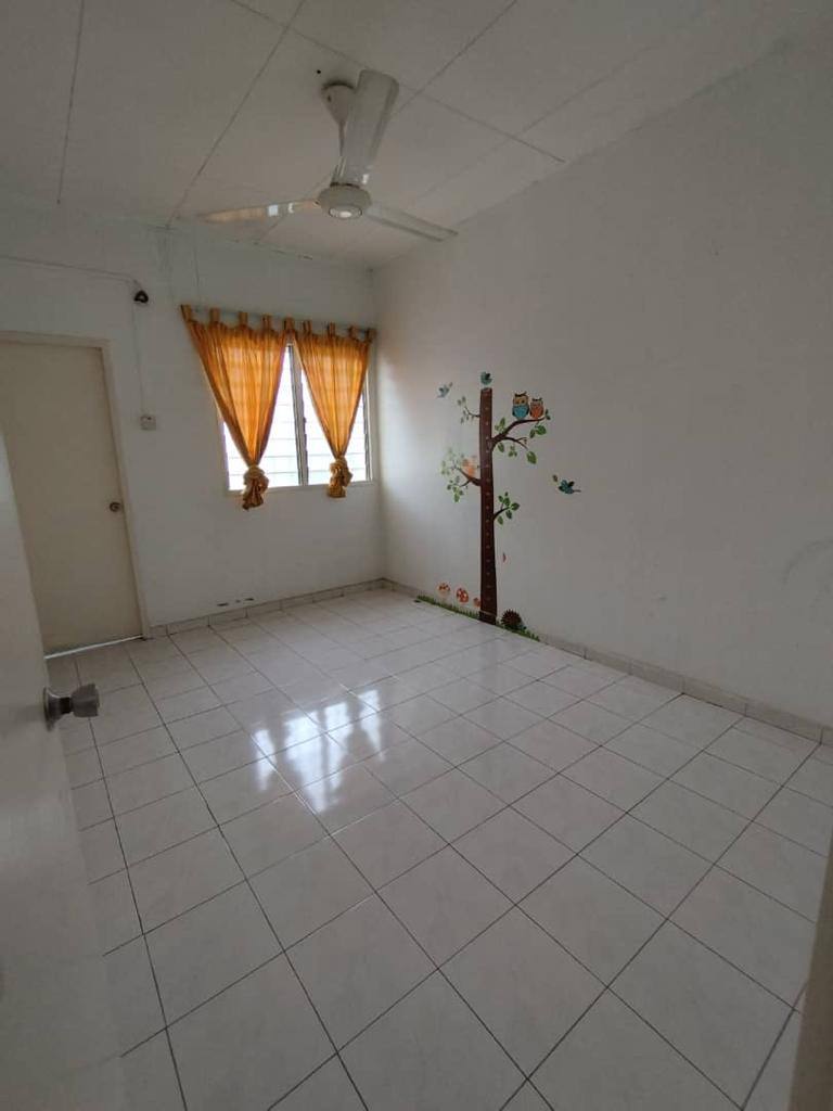 RENOVATED 2 Storey Taman Sutera Kajang - photo 4