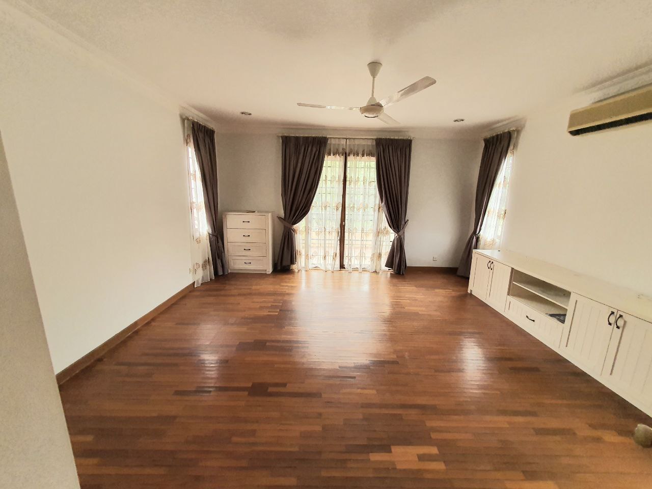2 Storey Bungalow Saujana Impian Golf Kajang - photo 12