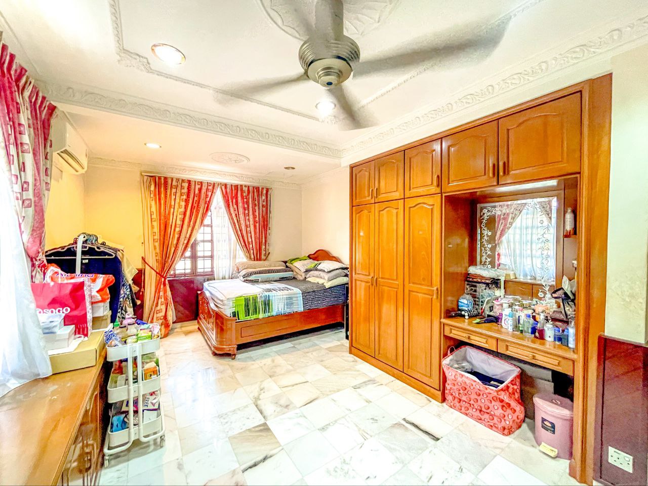 SPACIOUS 2 Storey Bungalow Seksyen 3 Shah Alam - photo 2