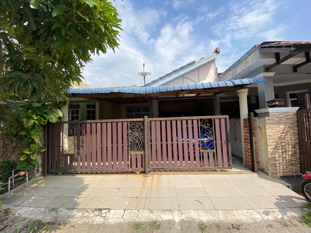 Single Storey Terrace, Desa Pinggiran Putra - photo 2