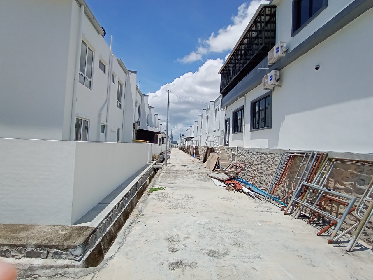 SUPERLINK DOUBLE STOREY ARA SENDAYAN 3B CADENA III - photo 11