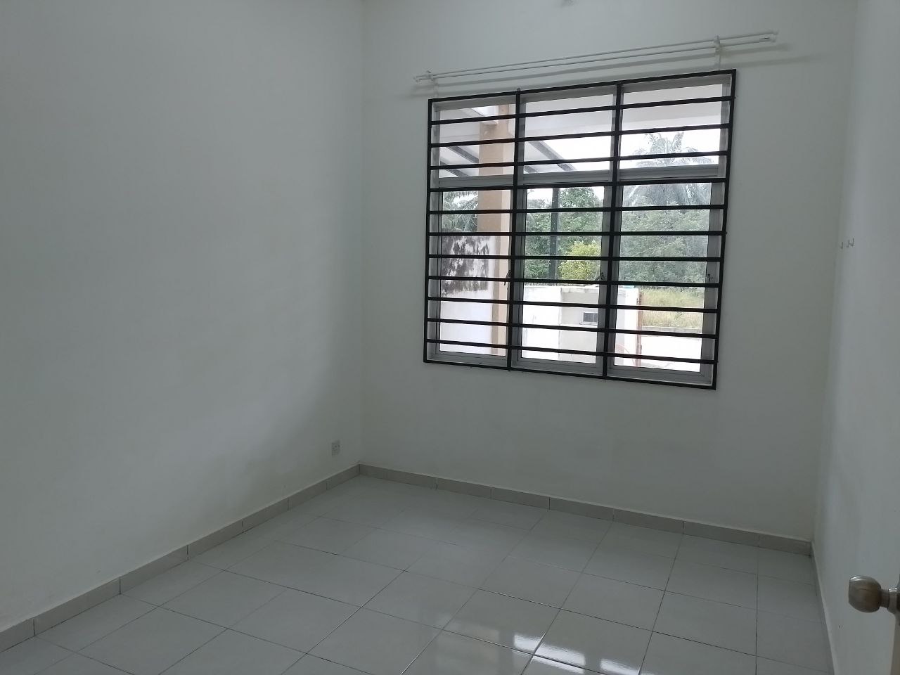 Single Storey Taman Dataran Abadi Sepang - photo 9