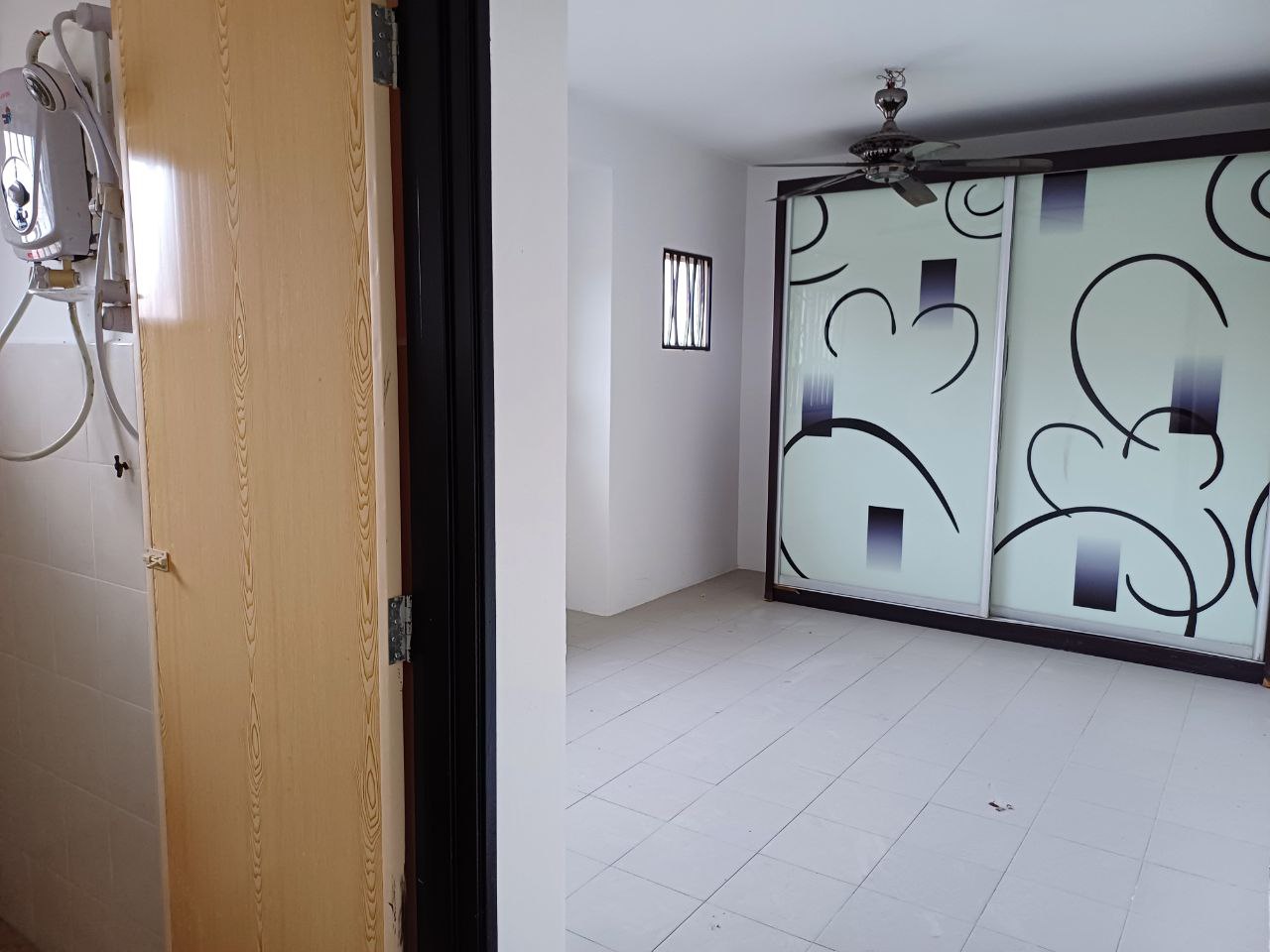 Double Storey Taman Telok, Telok Panglima Garang - photo 12