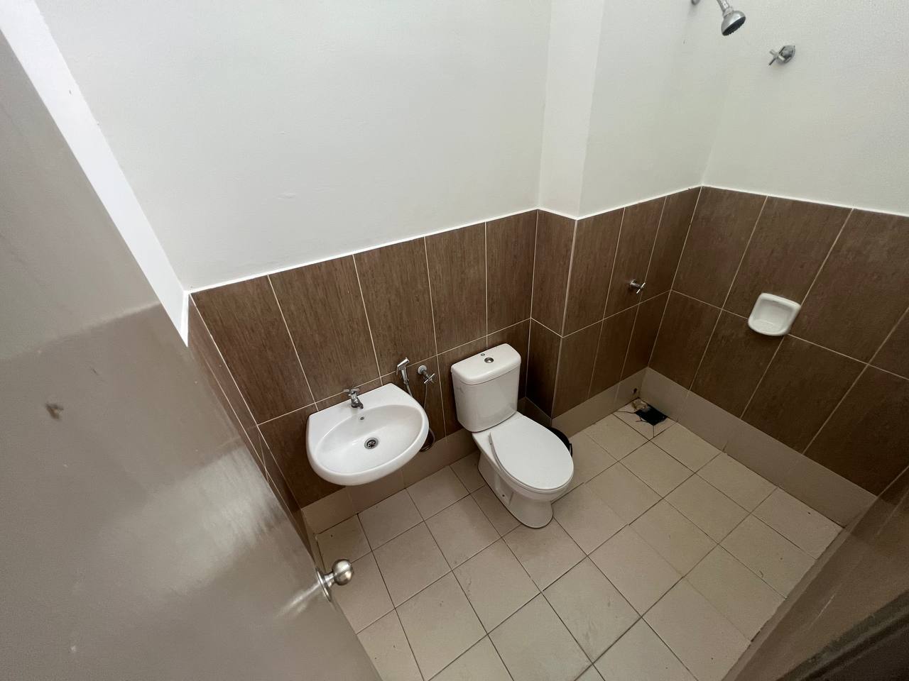 1 Storey Corner Lot Taman Semarang Mutiara Dengkil - photo 10