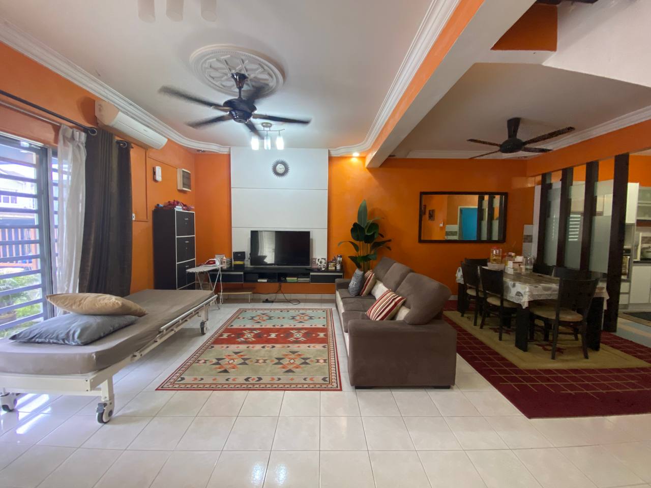 RENOVATED FREEHOLD 2 STOREY BANDAR SERI PUTRA - photo 3