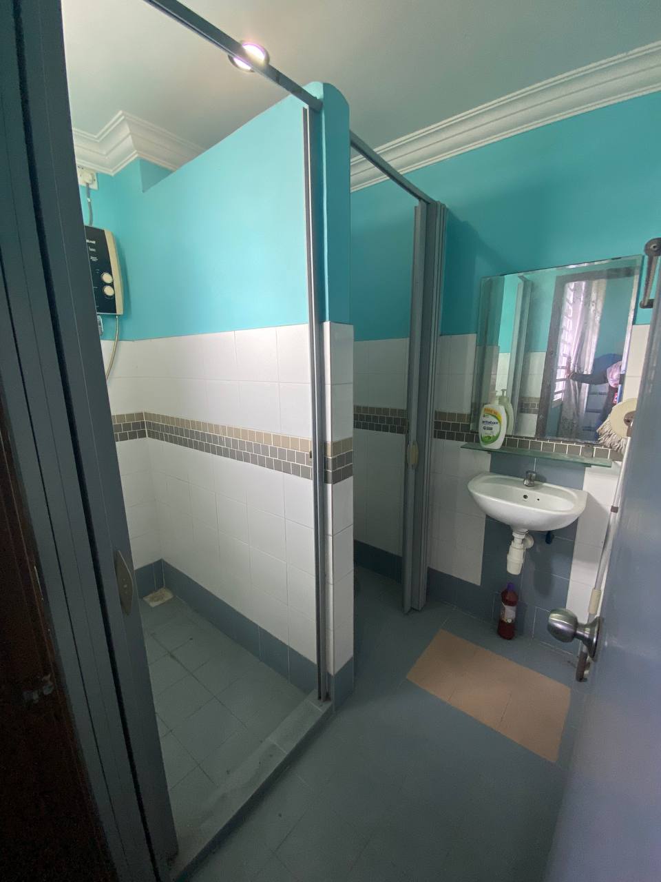 RENOVATED FREEHOLD 2 STOREY BANDAR SERI PUTRA - photo 11