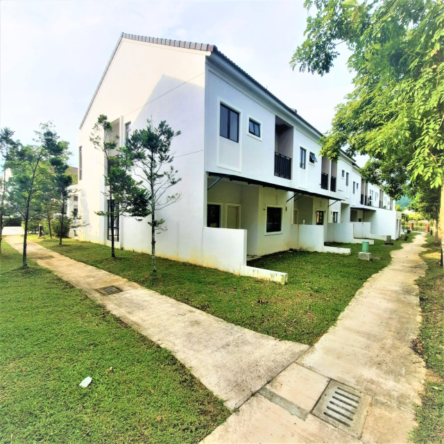End Lot 2 Storey Monet Lily Sunsuria Sepang - photo 3