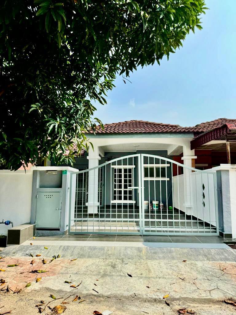 Single Storey House Taman Sri Tanjung Semenyih - photo 3