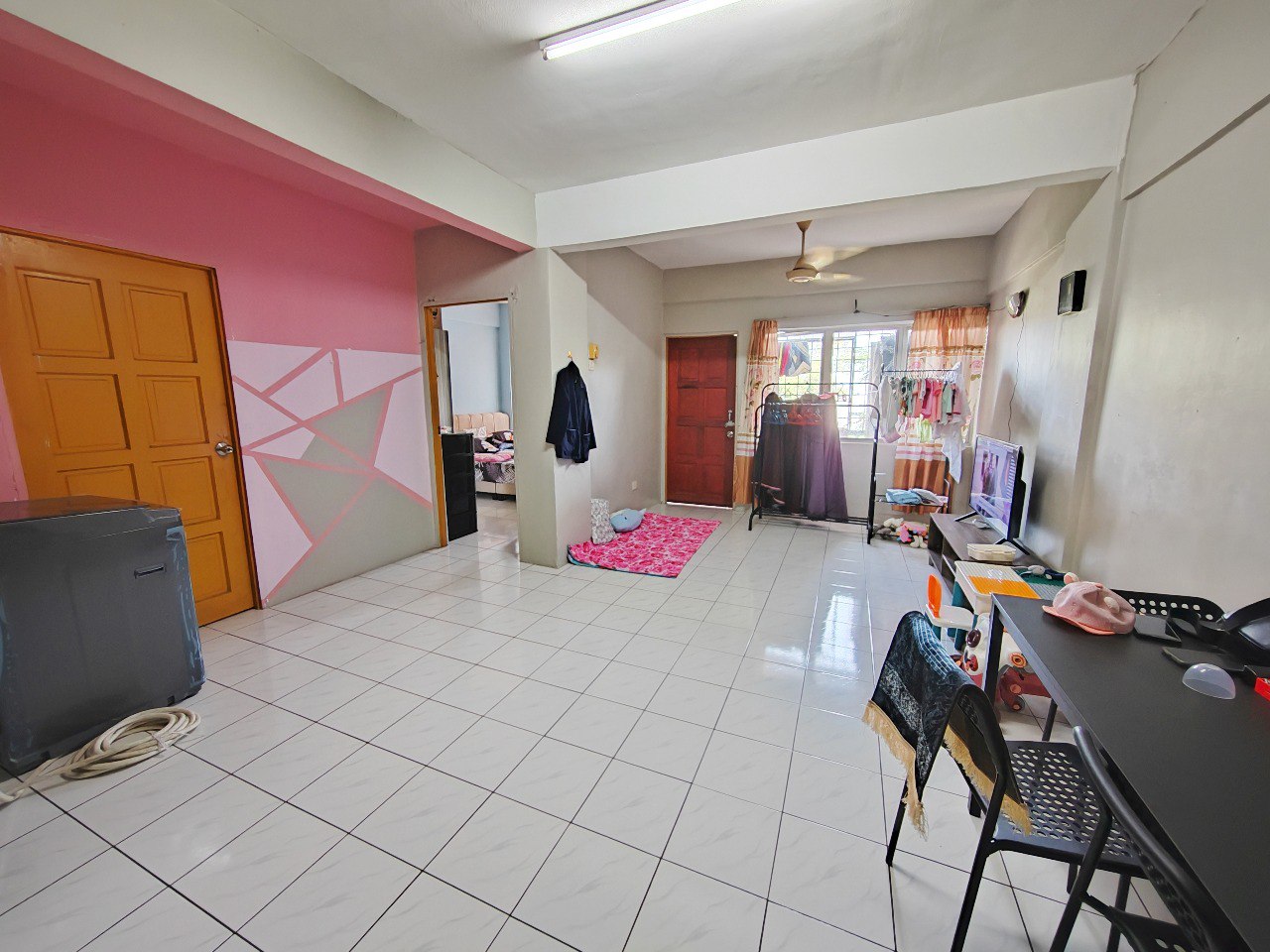 Apartment Taman Bunga Negara Blok 26 Seksyen 27 - photo 2