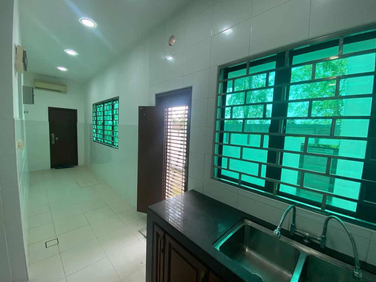 Superlink CORNER  2 storey Ficus Peak Denai Alam - photo 7