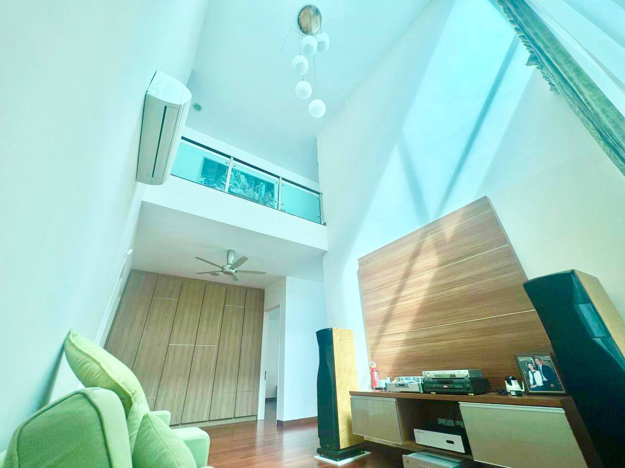 Fully Furnished Bungalow Aspen Garden - photo 12