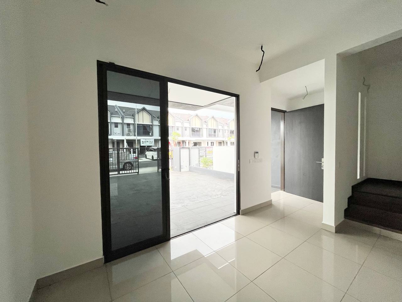 Double Storey Terrace Type LYRA, Bandar Bukit Raja - photo 4