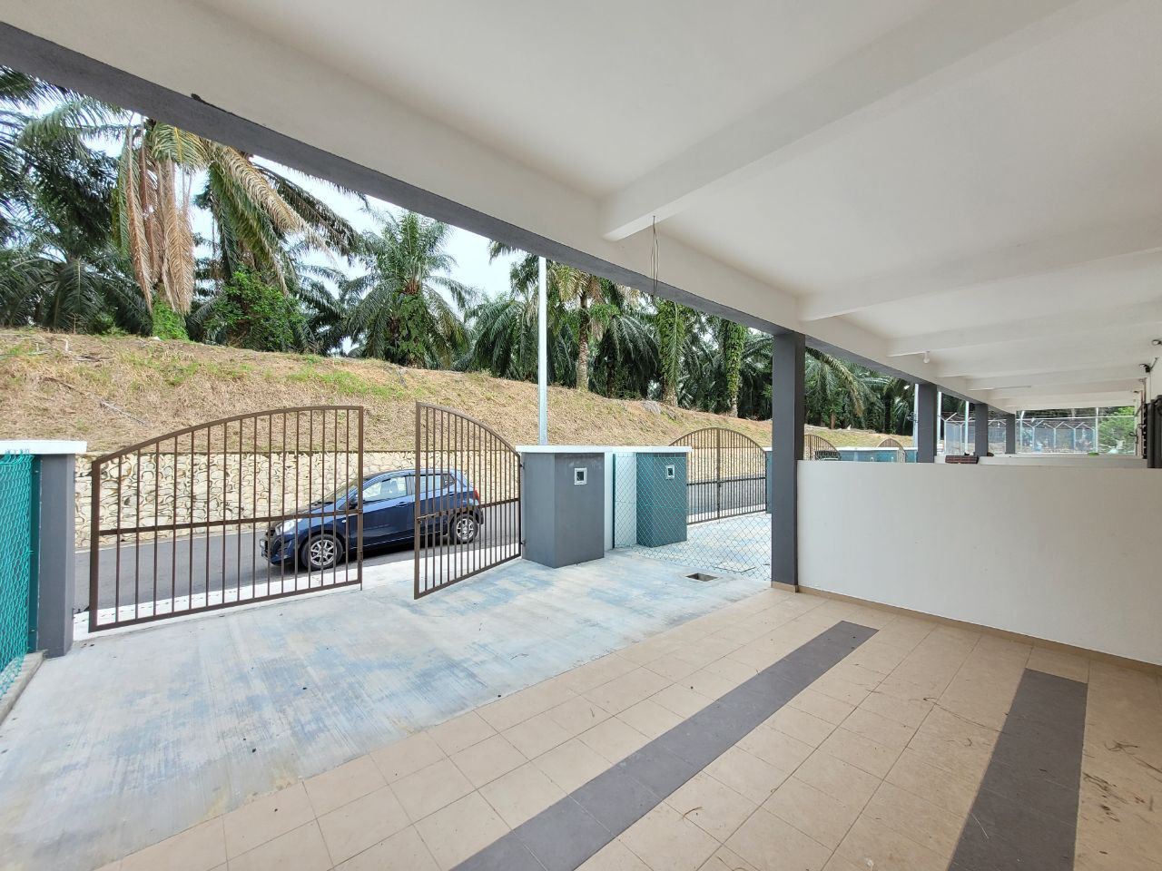 Single Storey Terrace Taman Mayung Teluk Kemang PD - photo 3