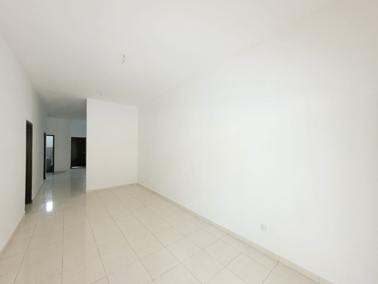 Single Storey Terrace Taman Mayung Teluk Kemang PD - photo 4