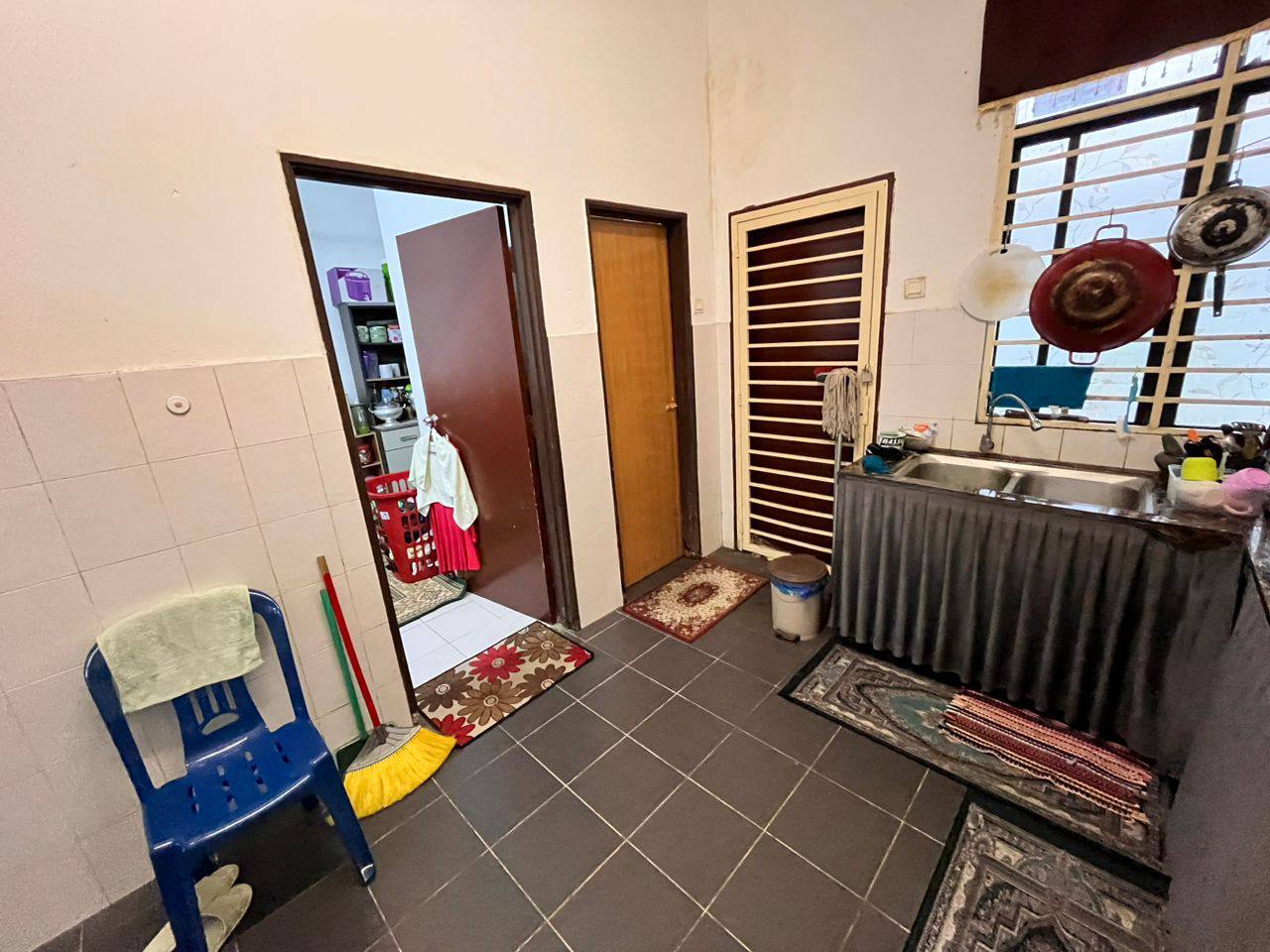 Facing Open Double Storey Puncak Saujana Kajang - photo 7