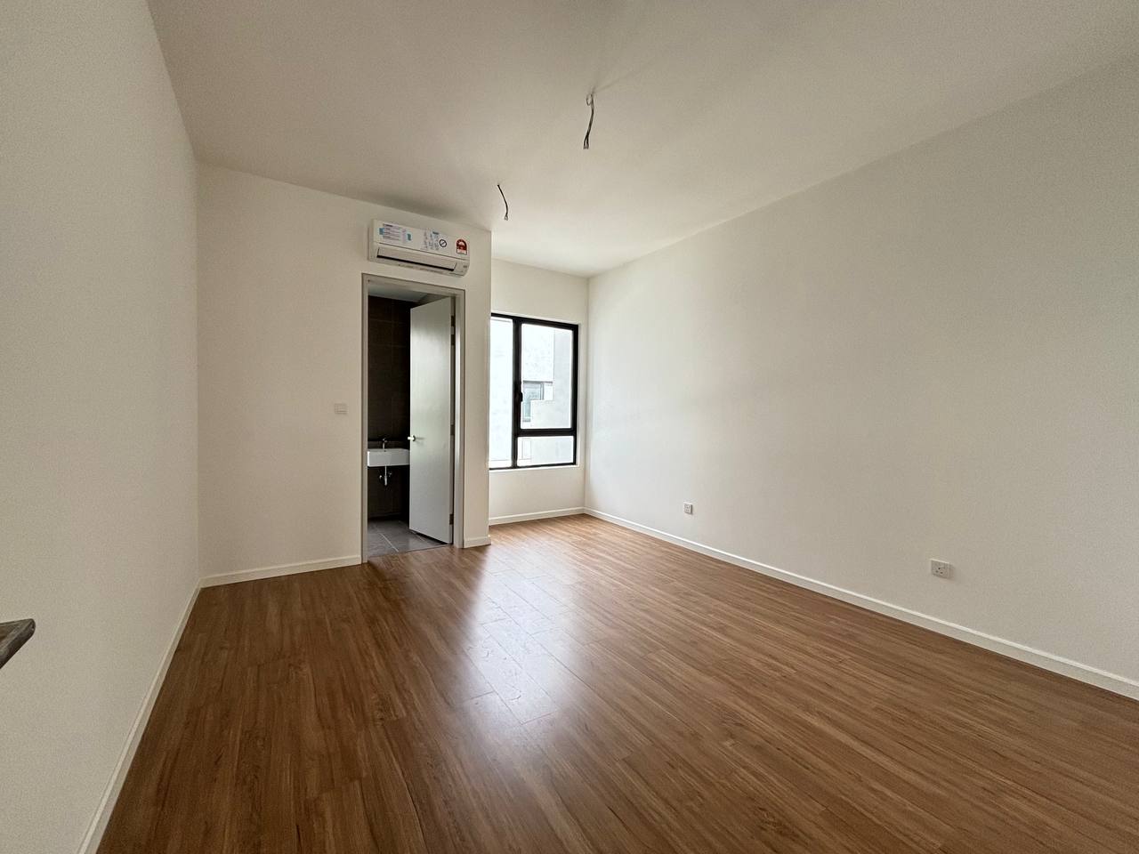 Brand New 2 Storey Superlink LUXURA link Villas - photo 3