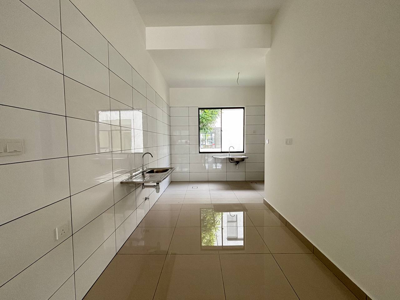 Brand New 2 Storey Superlink LUXURA link Villas - photo 9