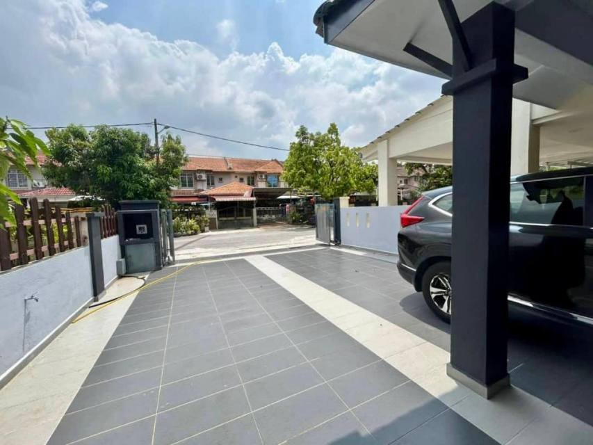 2 storey terrace Taman Subang Mewah USJ 1 - photo 2