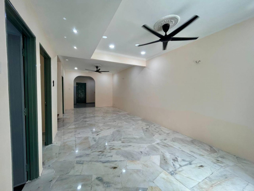 2 storey terrace Taman Subang Mewah USJ 1 - photo 3