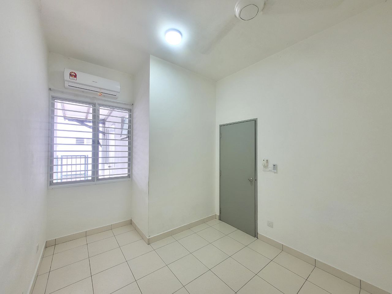 2 Storey Terrace Rimbun Irama S2 Height Seremban 2 - photo 5