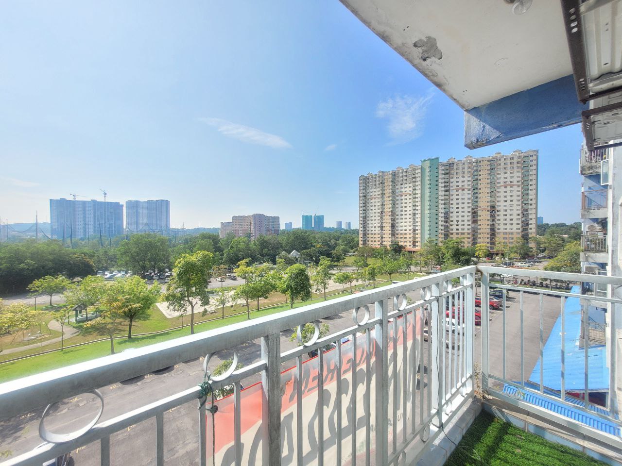 Desaminium Rimba Apartment Seri Kembangan - photo 4