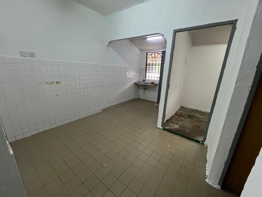 Single Storey Terrace Seksyen 20 Shah Alam - photo 6