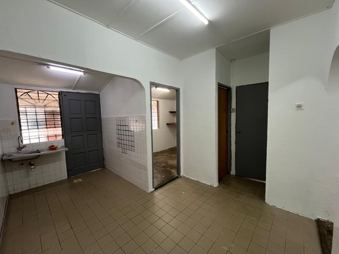 Single Storey Terrace Seksyen 20 Shah Alam - photo 7