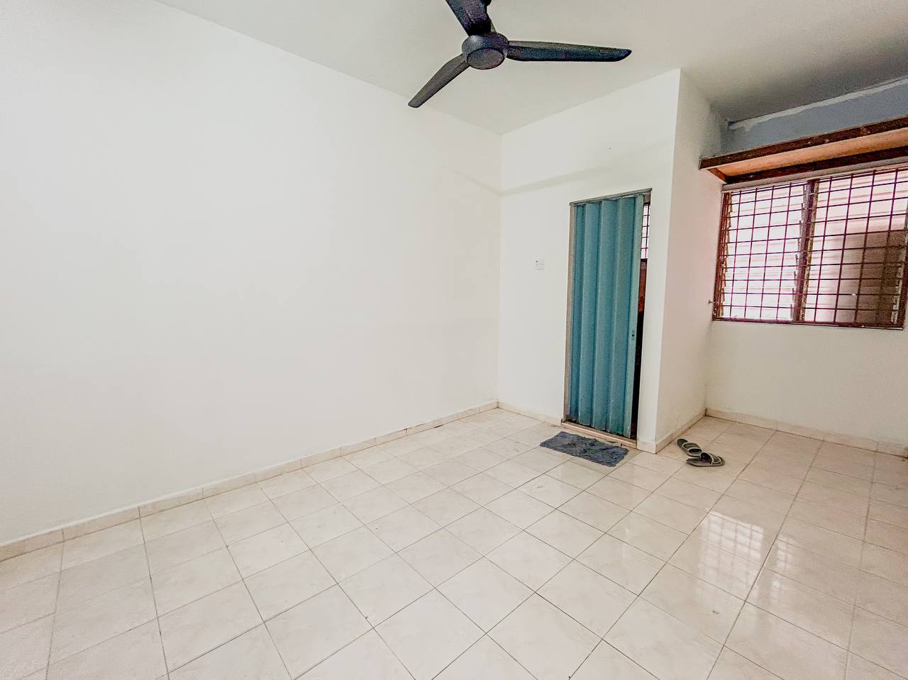 Renovated 1 Storey Terrace Seksyen 17 Shah Alam - photo 9