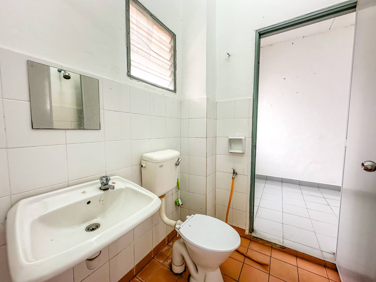 Double Storey Terrace PUJ 2 Puncak Jalil Selangor - photo 12